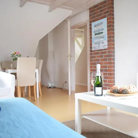 Ferienwohnung Hafenwestseite Neustadt Neustadt in Holstein Exterior photo